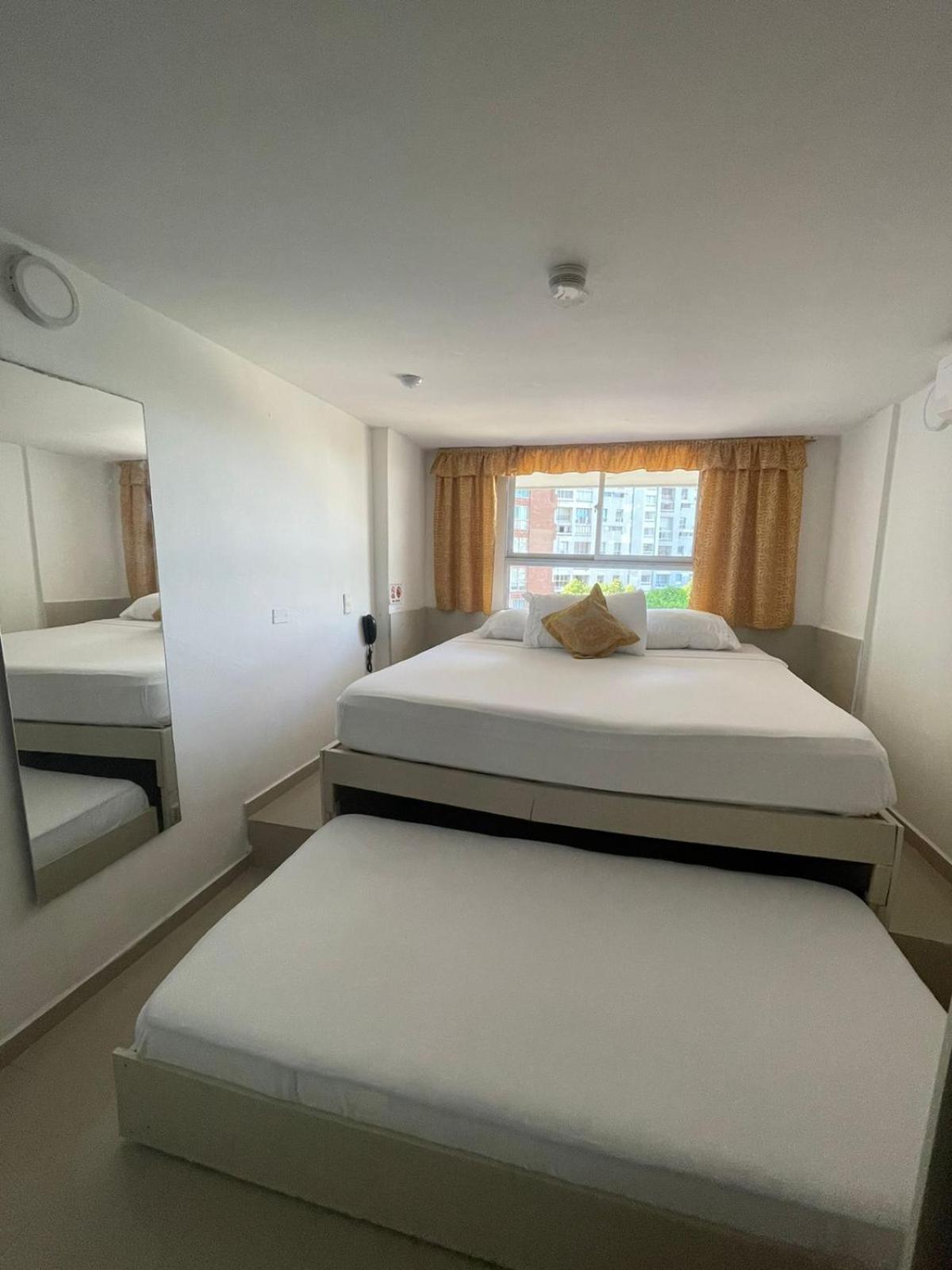 Hernandez Ctg 3* Cartagena