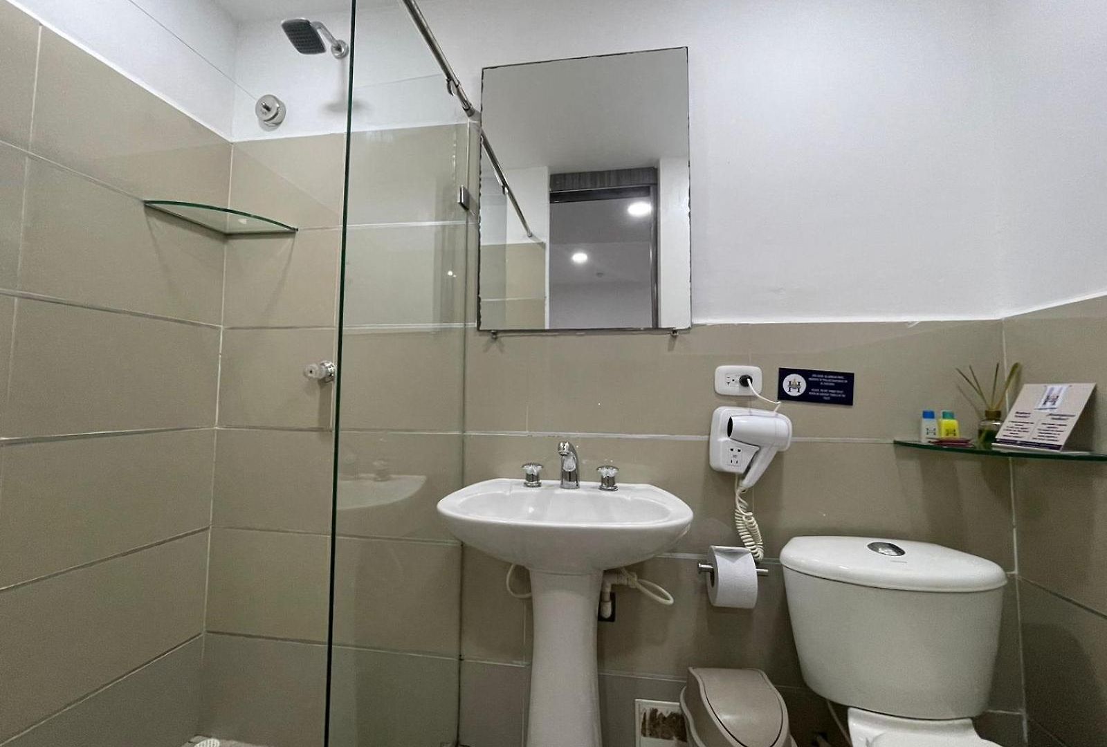 Hernandez Ctg Hotel 3*
