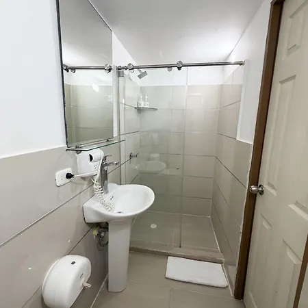 Hotel Hernandez Ctg 3*