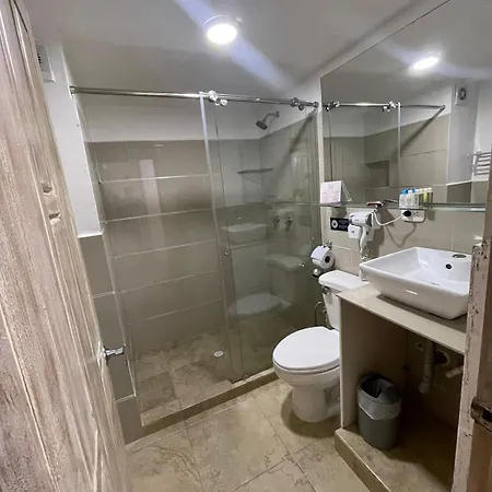 Hernández Ctg Hotel 3*